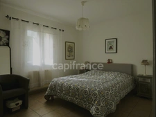 Maison Plain-pied  de 100 m² à vendre BARBENTANE (13) terrain de 1600 m² 