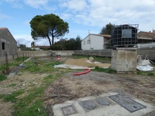 Terrain constructible à vendre  MAILLANE (13)