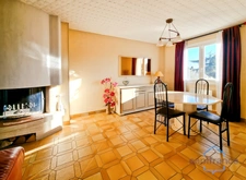 MAISON de 222m² ou double habitation - PISCINE - Terrain arboré de 830m² sans vis-à-vis - CASTRIES (34)