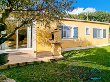 Maison de PLAIN-PIED de 125m² avec 4 pièces + un Garage de 36m² sur un Terrain de 700m²
