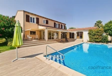 MAISON de 222m² ou double habitation - PISCINE - Terrain arboré de 830m² sans vis-à-vis - CASTRIES (34)