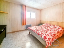 MAISON de 222m² ou double habitation - PISCINE - Terrain arboré de 830m² sans vis-à-vis - CASTRIES (34)