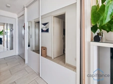Appartement VUE MER en 1ère ligne, traversant et au DERNIER ETAGE - T2 rénové de 40m² + Terrasse - La GRANDE-MOTTE (34)