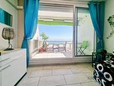 Appartement VUE MER en 1ère ligne, traversant et au DERNIER ETAGE - T2 rénové de 41m² + Terrasse - La GRANDE-MOTTE (34)