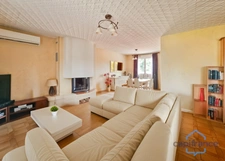 MAISON de 222m² ou double habitation - PISCINE - Terrain arboré de 830m² sans vis-à-vis - CASTRIES (34)