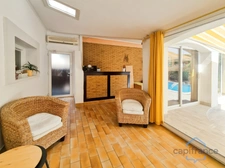 CASTRIES (34) - Maison de 222m² avec 7 pièces (5 chambres) + véranda - Terrain de 830m² sans vis-à-vis - Piscine