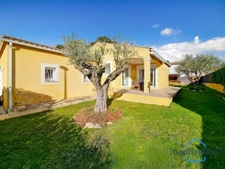 Maison de PLAIN-PIED de 125m² avec 4 pièces + un Garage de 36m² sur un Terrain de 700m²