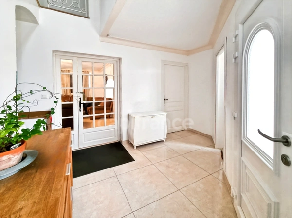 Maison 7 pièces avec Piscine + Appartement 3 pièces
