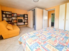 MAISON de 222m² ou double habitation - PISCINE - Terrain arboré de 830m² sans vis-à-vis - CASTRIES (34)