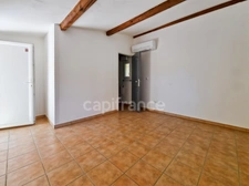 Villa de plain-pied de 156m² avec 6 pièces + une dépendance - Jardin arboré, Piscine
