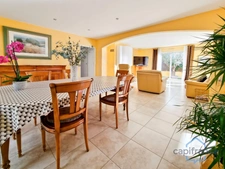 Maison de PLAIN-PIED de 125m² avec 4 pièces + un Garage de 36m² sur un Terrain de 700m²