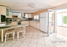 MAISON de 222m² ou double habitation - PISCINE - Terrain arboré de 830m² sans vis-à-vis - CASTRIES (34)