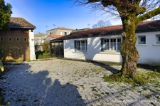 House for sale in SURGERES (17) - 160 m² living space - 712 m² plot