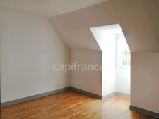 Saint-Cyr-sur-Loire (Indre-et-Loire), à vendre MAISON 7 pièces de 151 m²
