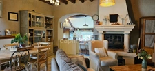 Noyers-sur-Cher (Loir-et-Cher), for sale: 11-room farmhouse of 232 m²