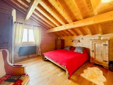 FOR SALE PREMANON - Chalet 216m² on land of 4240m²