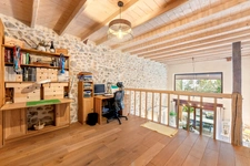 FOR SALE – Charming renovated farmhouse with independent gîte and barn – Prévessin-Moëns