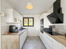FOR SALE GEX – Fully renovated 6-room house, 142m2