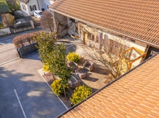 A VENDRE - Charmante ferme rénovée avec grange - PREVESSIN MOENS 