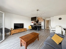 FOR SALE - 1-bedroom apartment, 54m² - Annemasse train station 