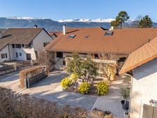A VENDRE - Propriété rénovée avec maison, gîte et grange - PREVESSIN MOENS 
