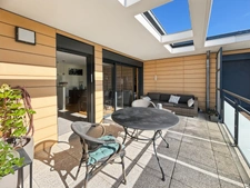 FOR SALE - 2-bedroom apartment on the top floor - Divonne-les-Bains  