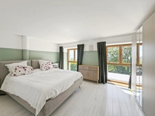 A LOUER - Appartement T4 type maison villageoise meublé - GRILLY 