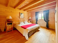 FOR SALE PREMANON - Chalet 216m² on land of 4240m²