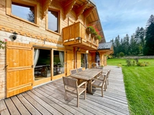 FOR SALE PREMANON - Chalet 216m² on land of 4240m²