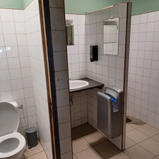 Dpt Hautes Pyrénées (65), proche du Gers (32), à vendre MAUBOURGUET Bar, loto, restaurant