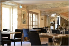 Fonds de commerce à vendre LA ROMIEU (32) Bar-restaurant-Chambre d'hôtes avec logement de fonction