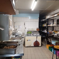 Dpt Hautes Pyrénées (65), proche du Gers (32), à vendre MAUBOURGUET Bar, loto, restaurant
