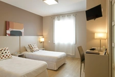 Dpt Gers (32), for sale GONDRIN Hotel - Restaurant 