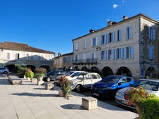 Fonds de commerce café-restaurant à vendre VALENCE SUR BAISE (32)