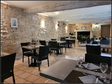 Fonds de commerce à vendre LA ROMIEU (32) Bar-restaurant-Chambre d'hôtes avec logement de fonction
