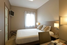 Dpt Gers (32), for sale GONDRIN Hotel - Restaurant 