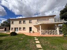 FLEURANCE (32) - Hotel-Restaurant, walls and business with staff accommodation