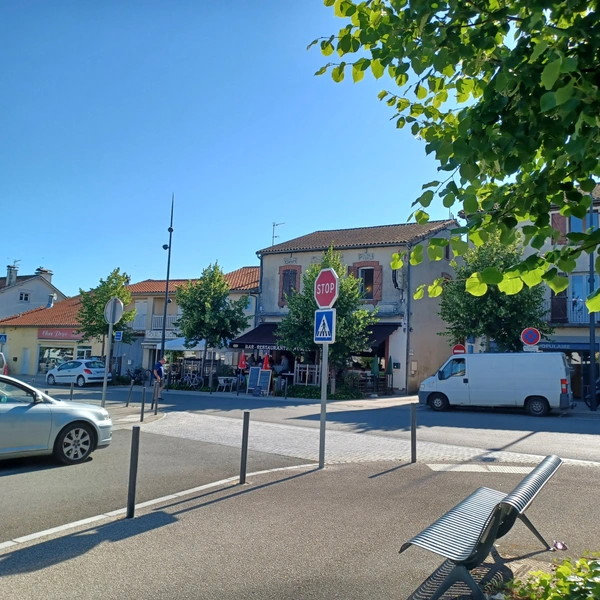 Dpt Hautes Pyrénées (65), proche du Gers (32), à vendre MAUBOURGUET Bar, loto, restaurant