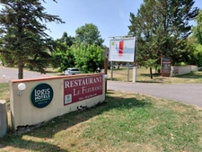 FLEURANCE (32) - Hotel-Restaurant, walls and business with staff accommodation