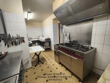 Bar Restaurant (Business and Commercial Property) in the heart of Sologne.