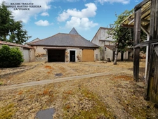 FOR SALE COMMERCIAL WALLS + HOUSING – MASSAY (18120)