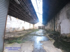 à vendre VIERZON (18) Local industriel 352 m2