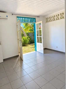REMIRE MONTJOLY (97354) MONTRAVEL – La plage à proximité, de l'espace pour toute la famille ! Maison T6