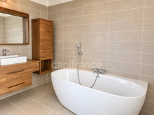 REMIRE MONTJOLY (97354) MONTRAVEL – La plage à proximité, de l'espace pour toute la famille ! Maison T6