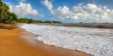 CAYENNE -  PROCHE PLAGE DE MONTABO MAISON T4