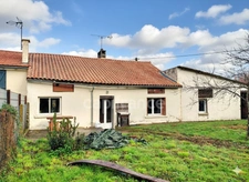 House for sale in Usson-du-Poitou (86)