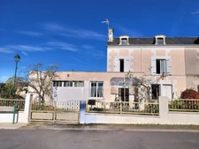 5-room house, 128 m2, LATHUS SAINT REMY (86)