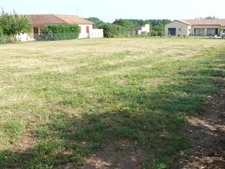 Dpt Vienne (86), à vendre GENCAY terrain viabilisé - Terrain de 1 190,00 m²