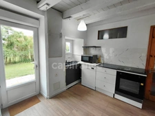 Maison en pierre 115m2 4 pièces ADRIERS (86)