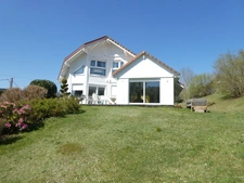  GERARDMER (88) Chalet haut de gamme T6 de 150m², terrain 1450m².